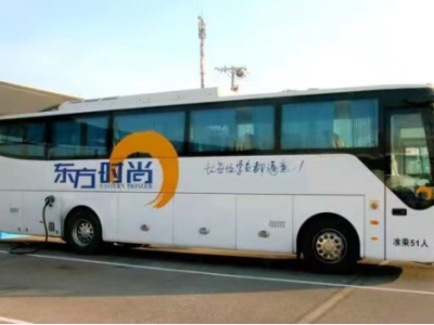 東方時尚班車周末有嗎?
