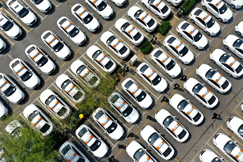 東方時尚b2的駕駛證增駕多少錢？